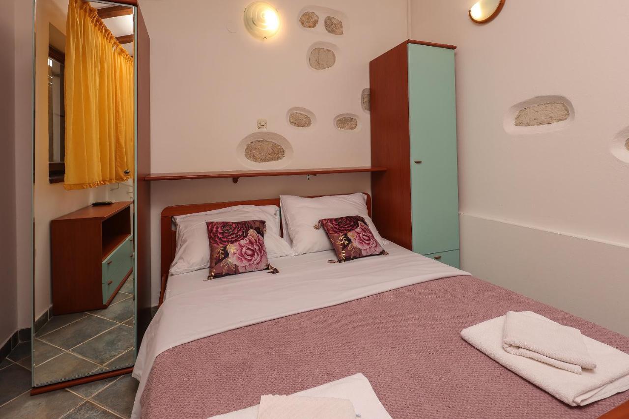 Casa Di Nives Apartment Кърк Екстериор снимка